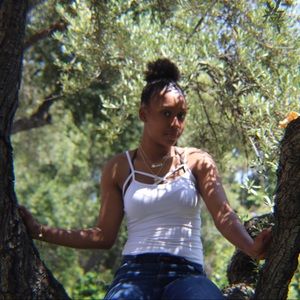 Meet your Posher, Kahlani